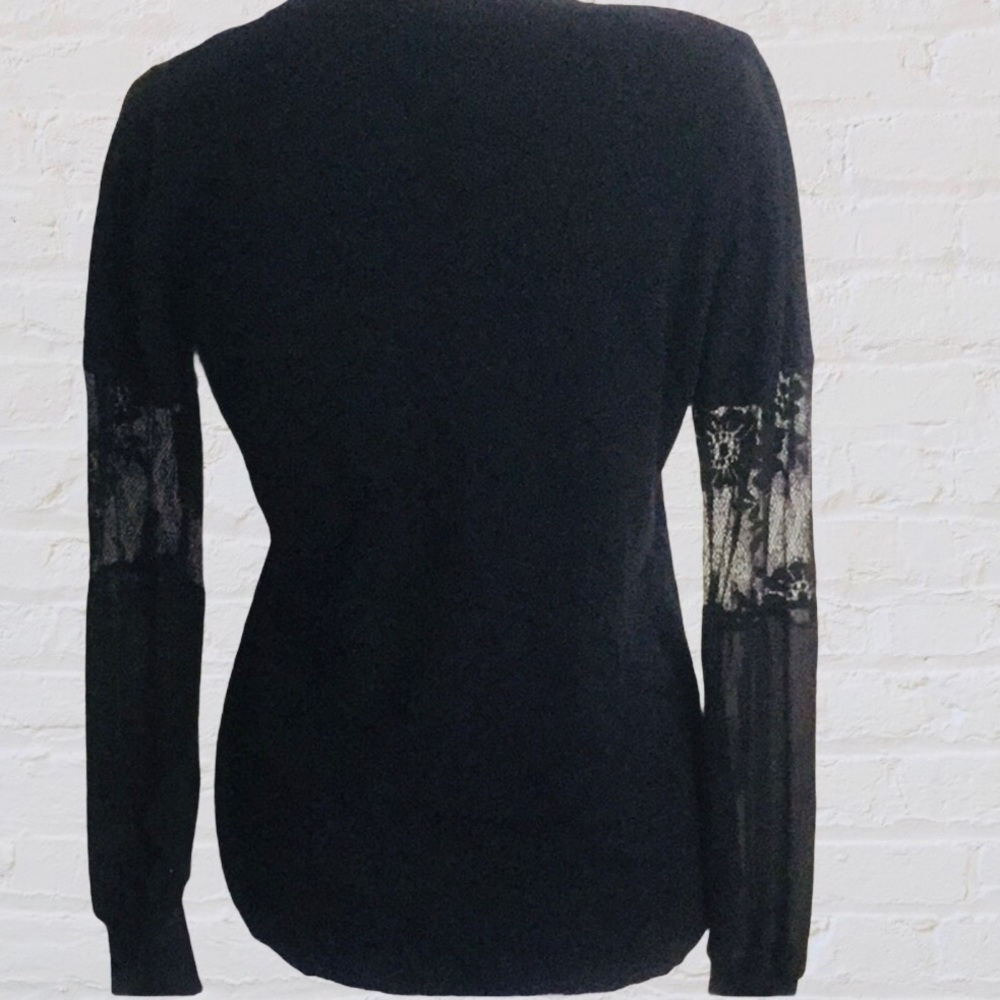 ❌DONATED❌Black Button Front Lace Sleeve Insert V-neck Top - Picture 3 of 10